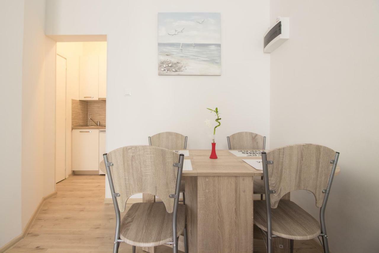 Kike 80 Apartment สปลิท ภายนอก รูปภาพ