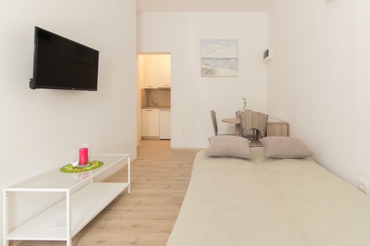 Kike 80 Apartment สปลิท ภายนอก รูปภาพ